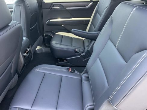New 2026 GMC Acadia Elevation w/ Black Edition FWD image 21