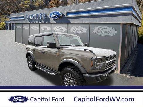New 2025 Ford Bronco Badlands AWD/4WD image 1