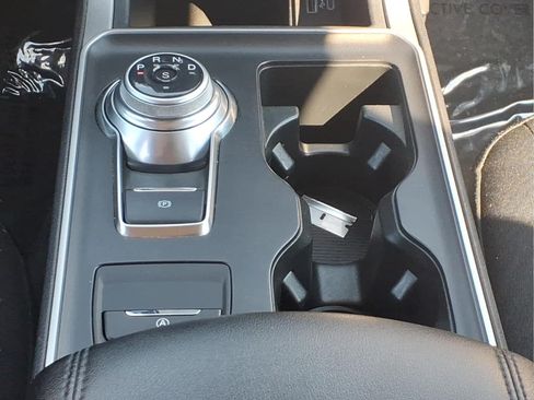 Used 2024 Ford Edge SE w/ Cargo Accessory Package AWD/4WD image 26