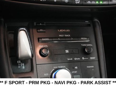 Used 2015 Lexus CT 200h image 28