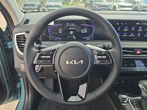 New 2026 Kia Seltos S FWD image 29