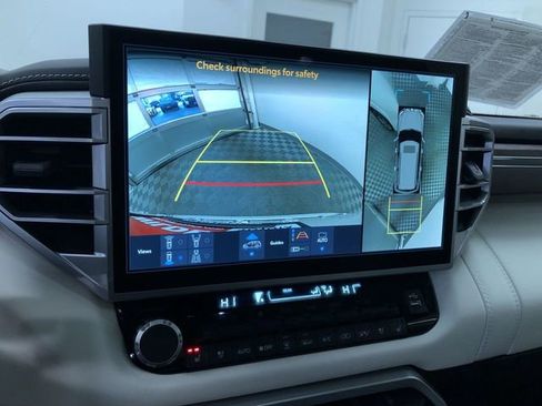 Used 2025 Toyota Sequoia Capstone image 22