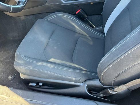 Used 2021 Chevrolet Camaro LT image 23