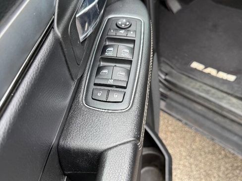 Used 2018 RAM 1500 Sport w/ Quick Order Package 26Q Night image 14