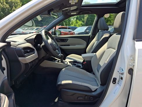 Certified 2025 Subaru Forester Premium AWD/4WD image 13