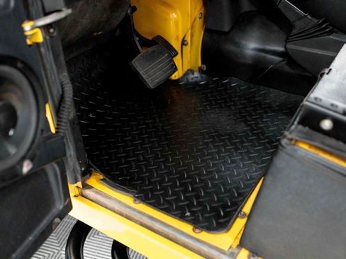 Used 1997 Land Rover Defender 90 image 47