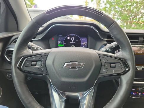 Used 2023 Chevrolet Bolt EUV Premier w/ Sun & Sound Package FWD image 18