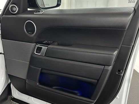 Used 2019 Land Rover Range Rover Sport HSE Dynamic image 37