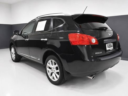 Used 2013 Nissan Rogue SL AWD/4WD image 3