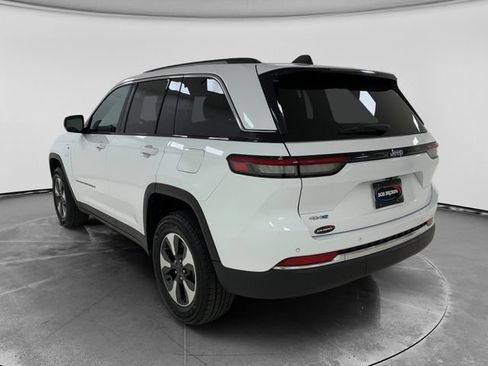 Used 2024 Jeep Grand Cherokee Limited 4xe AWD/4WD image 5