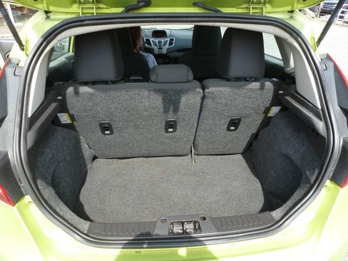Used 2012 Ford Fiesta SE FWD image 24