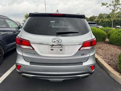 Used 2017 Hyundai Santa Fe Limited AWD/4WD image 3
