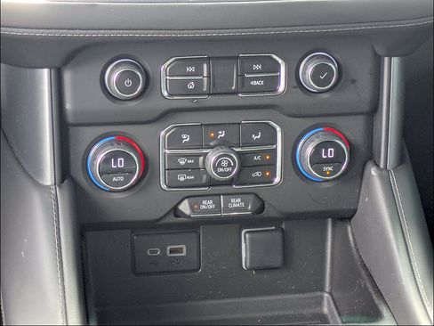 Used 2023 Chevrolet Tahoe LS RWD image 27