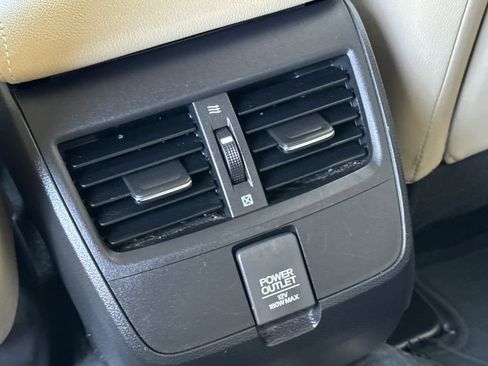 Used 2020 Honda Clarity Touring image 14