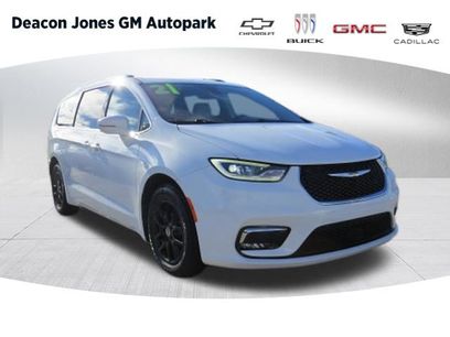 Used 2021 Chrysler Pacifica Touring-L