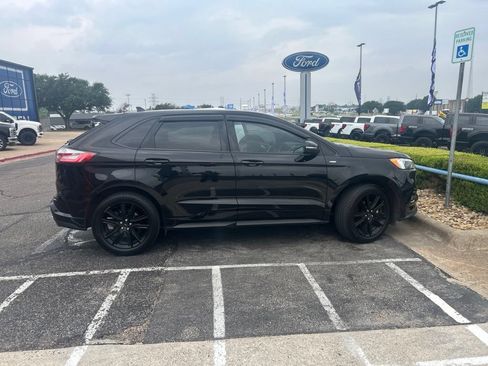 Used 2020 Ford Edge ST-Line FWD image 4
