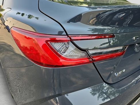 Used 2025 Toyota Camry XLE FWD image 20