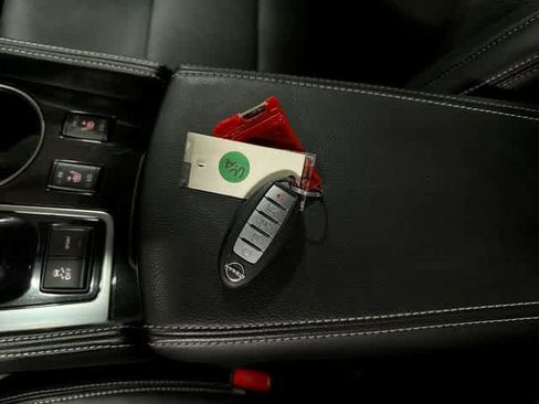 Used 2023 Nissan Maxima SV FWD image 30