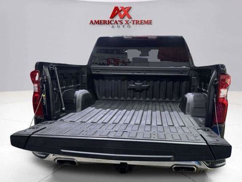 Used 2024 Chevrolet Silverado 1500 LT AWD/4WD image 34