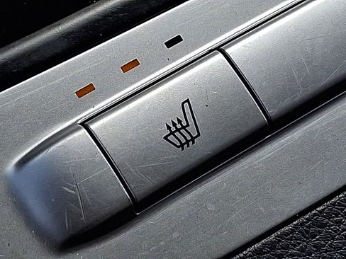 Certified 2024 Kia Carnival LX image 21