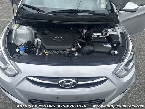 Used 2016 Hyundai Accent SE image 28