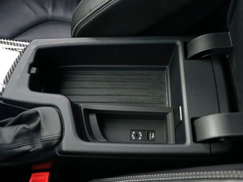 Used 2016 BMW M4 Coupe w/ Competition Package image 31