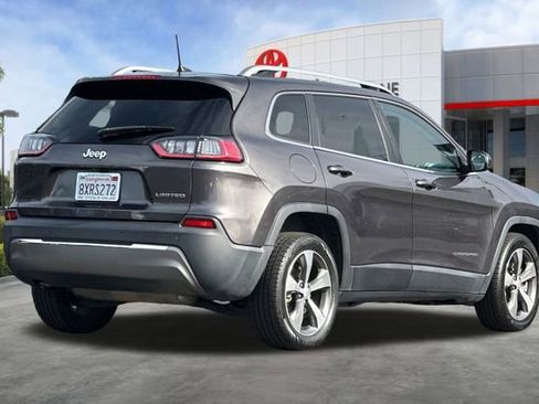 Used 2020 Jeep Cherokee Limited image 4
