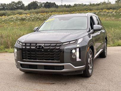Used 2023 Hyundai Palisade Limited w/ Cargo Package