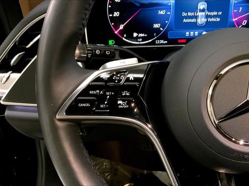 Used 2025 Mercedes-Benz E 450 4MATIC All-Terrain Wagon image 22