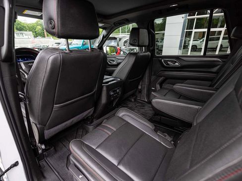Used 2024 Chevrolet Tahoe RST w/ Luxury Package AWD/4WD image 27