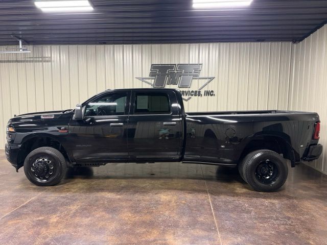 Used 2025 RAM 3500 Big Horn AWD/4WD image 3