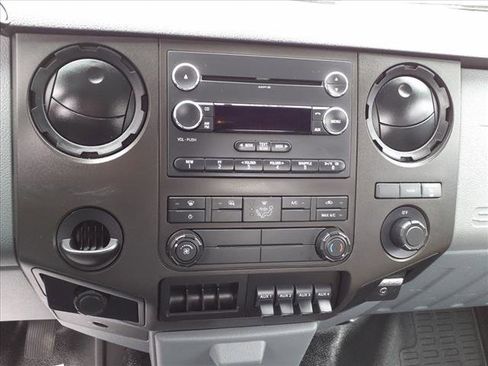 Used 2016 Ford F350 XL w/ Power Equipment Group image 17