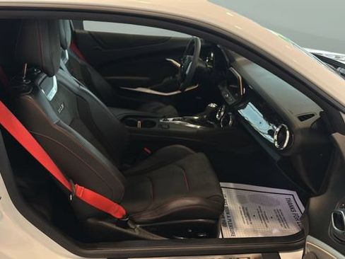 Used 2018 Chevrolet Camaro ZL1 RWD image 18