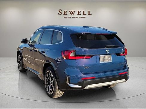 Used 2026 BMW X1 xDrive28i w/ Technology Package AWD/4WD image 3