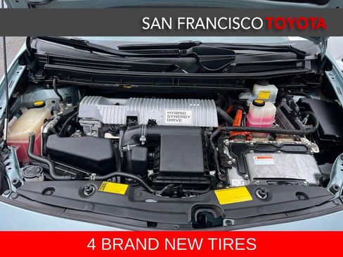 Used 2012 Toyota Prius Three FWD image 35