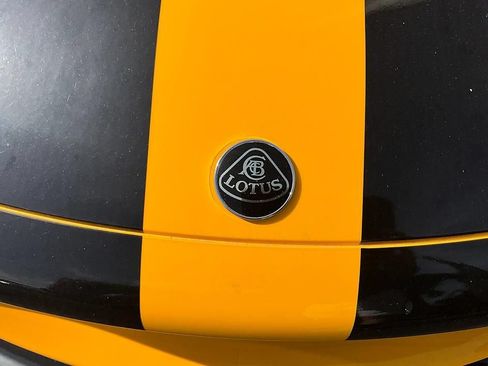 Used 2005 Lotus Elise RWD image 33