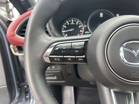 Certified 2025 MAZDA MAZDA3 Hatchback w/Premium Plus Pkg image 35