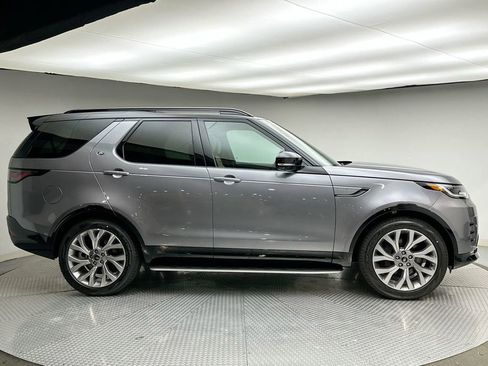 New 2026 Land Rover Discovery Limited Edition AWD/4WD image 12