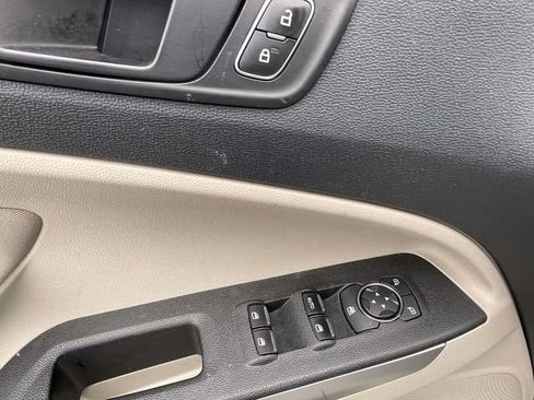 Used 2021 Ford EcoSport S AWD/4WD image 16