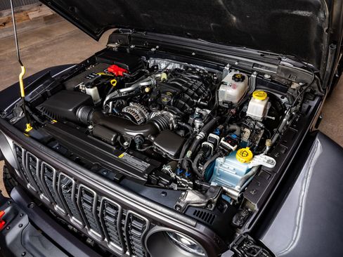 Used 2025 Jeep Gladiator Rubicon image 39