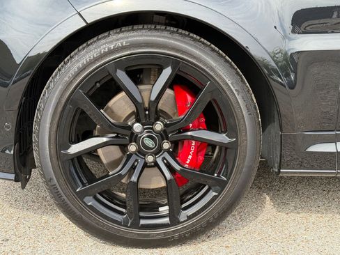 Used 2022 Land Rover Range Rover Sport SVR image 11