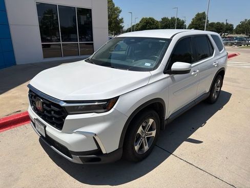 Used 2023 Honda Pilot EX-L image 2