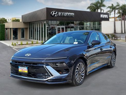 Certified 2025 Hyundai Sonata Limited image 7