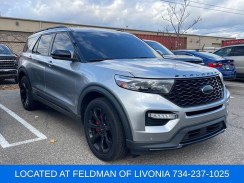 Used 2020 Ford Explorer ST w/ ST Street Pack image 4