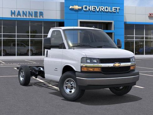 New 2025 Chevrolet Express 3500 w/ Power Convenience Package image 20
