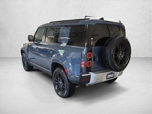 Used 2025 Land Rover Defender 110 S AWD/4WD image 7