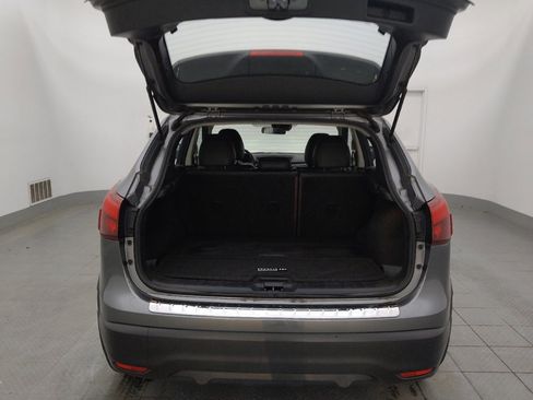 Used 2018 Nissan Rogue Sport SL w/ SL Premium Package image 29