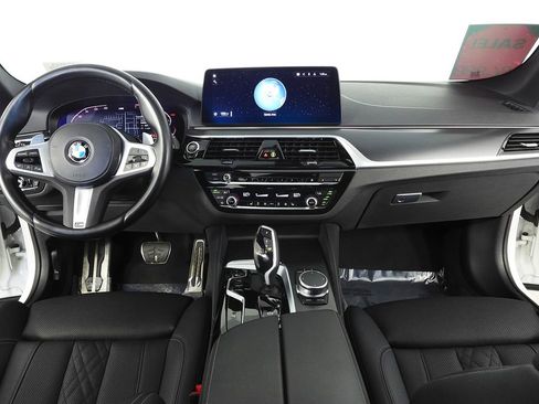 Used 2023 BMW 530i w/ M Sport Package image 25