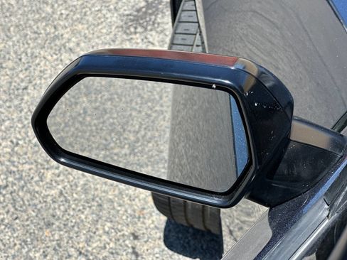 Used 2023 Chevrolet Camaro LT RWD image 36
