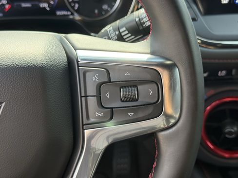 Used 2025 Chevrolet Blazer RS FWD image 18